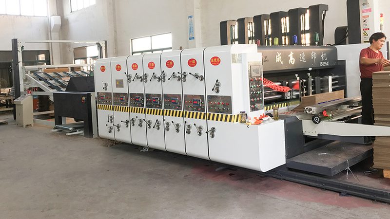 缠绕包装膜定制尺寸规格：关键参数与选择要点
